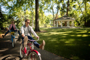Couple enjoying a stress free bike ride in Calistoga