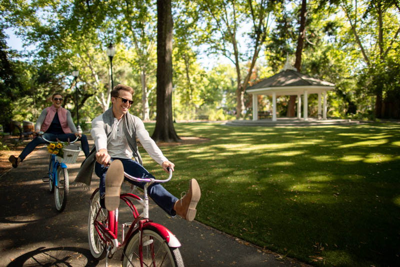 Couple enjoying a stress free bike ride in Calistoga