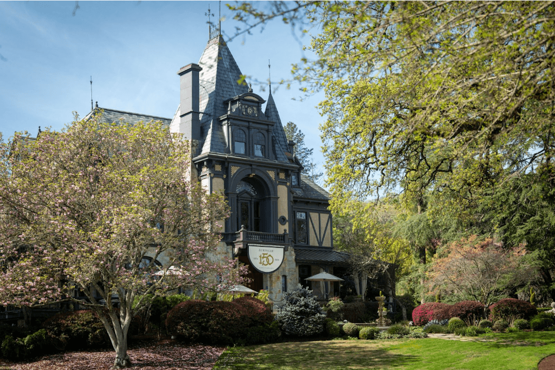 entrance and face of beringer building